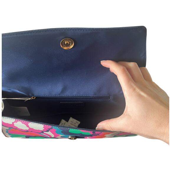 Trina Turk Summer Clutch Floral Cloud Print flap close pebbled vegan leather NWT - Picture 3 of 7